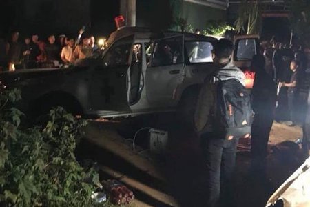 Tai nạn liên hoàn giữa xe máy, xe cứu thương, xe khách, 3 người chết