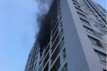 Cháy căn hộ chung cư Parc Spring, hàng trăm người hoảng loạn tháo chạy
