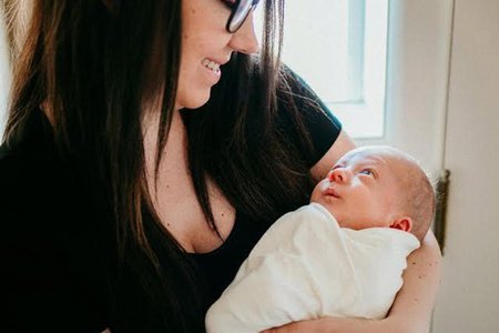 Kỳ lạ đứa trẻ được sinh ra 2 lần, đây là lí do