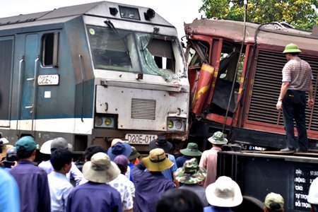 2 vụ tai nạn đường sắt nghiêm trọng: Do lỗi của nhân viên