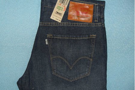 Tuyệt chiêu dễ dàng chọn được quần Jean Levi's chính hiệu giá 'mềm'