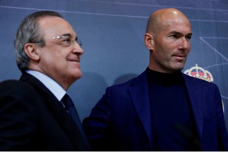 Zidane từ chức HLV Real Madrid sau 5 ngày vô địch Champions League