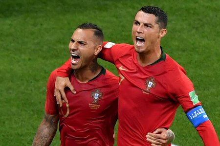 Hòa Iran, Bồ Đào Nha mất ngôi đầu bảng, chuẩn bị đấu Uruguay