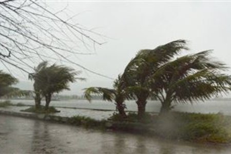 Áp thấp nhiệt đới có thể mạnh lên thành bão