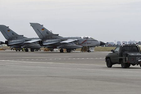 Đức tuyên bố sẽ liên thủ cùng Mỹ, Anh, Pháp tấn công Syria
