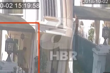 Hé lộ hình ảnh sát thủ vận chuyển vali chứa thi thể nhà báo Khashoggi