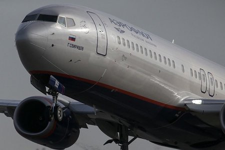 Máy bay Nga hạ cánh khẩn cấp sau khi hành khách đòi thay đổi lộ trình
