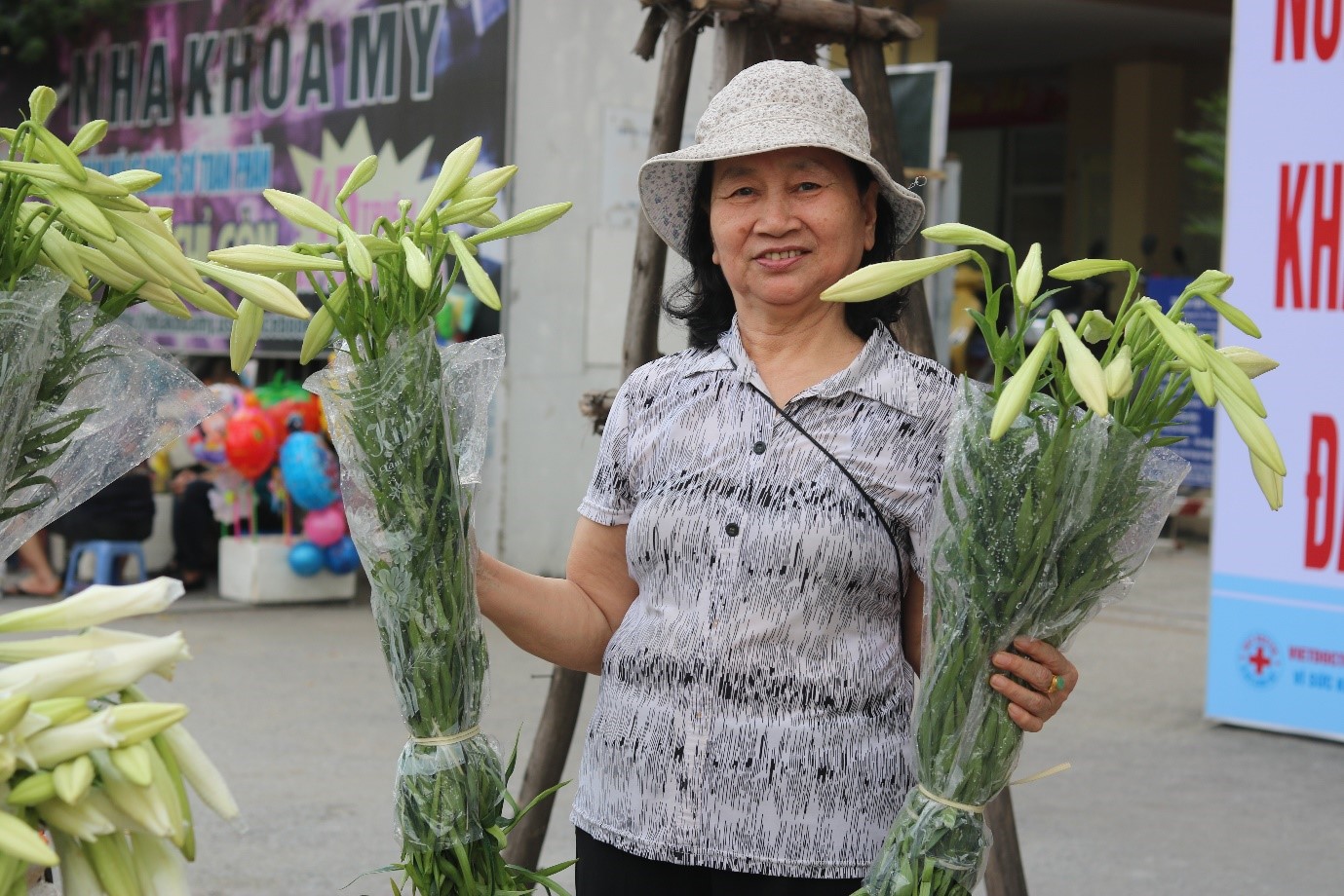 Hà Nội rực rỡ tháng Tư về