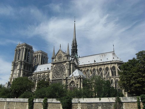 Nhà thờ Đức Bà Paris - dấu ấn lịch sử ấn tượng, biểu tượng văn hóa Pháp