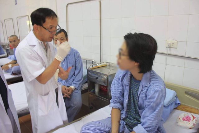 Tưởng mọc răng khôn hóa khối u trong miệng