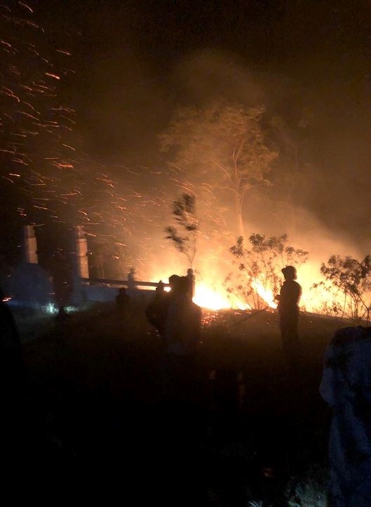 Hà Tĩnh: Tiếp tục xảy ra cháy rừng, người dân nhanh chóng di dời, kêu gọi dập lửa