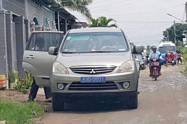 Sóc Trăng: Trưởng đoàn Đại biểu Quốc hội tổ chức đám cưới con 3 ngày, 4 tiệc