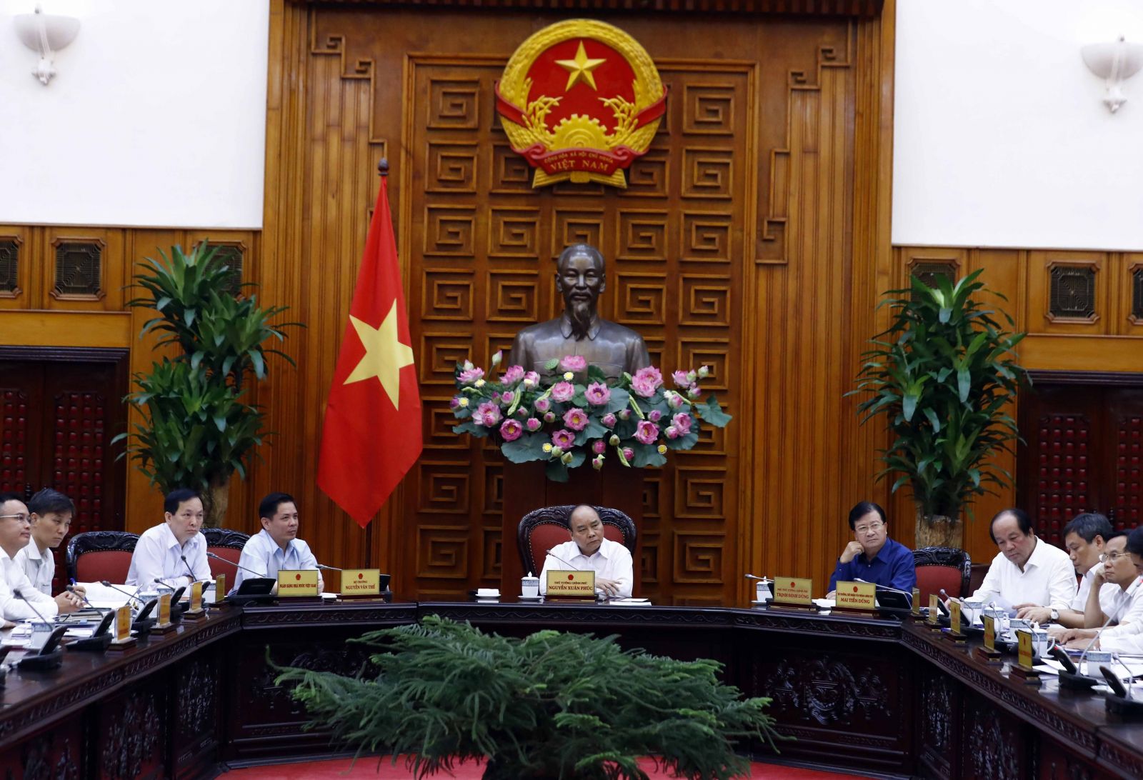Thủ tướng chủ trì cuộc họp về dự án cao tốc Trung Lương-Mỹ Thuận