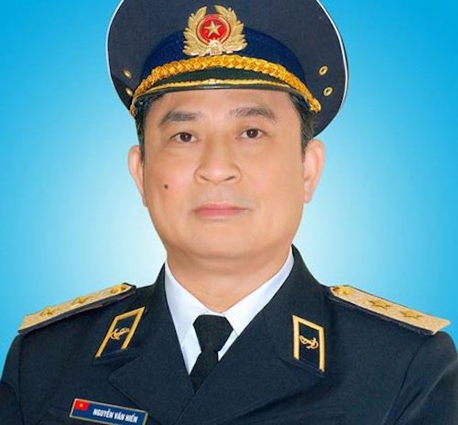 Thủ tướng xóa tư cách nguyên Tư lệnh Quân chủng Hải quân đối với ông Nguyễn Văn Hiến