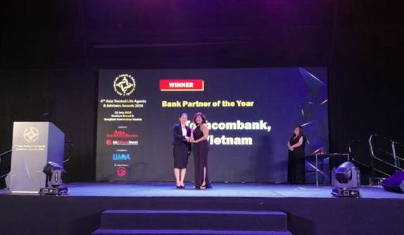 Asia Trusted Life Agents & Advisers Award: Vinh danh Techcombank 'Dịch vụ bảo hiểm ngân hàng tốt nhất'