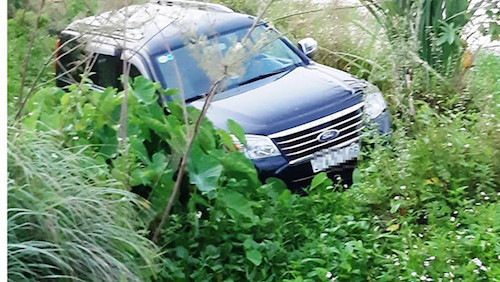 Nghệ An: Xe ô tô 7 chỗ lao xuống mương, tài xế tử vong tại chỗ