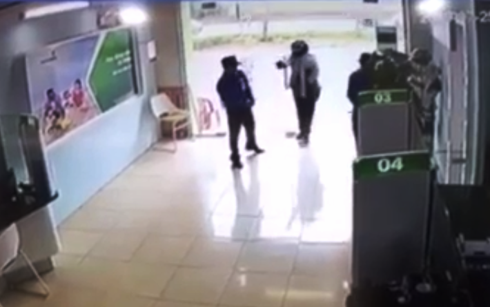 Nguyên Thượng úy công an là người cầm súng xông vào ngân hàng Vietcombank ở Thanh Hóa
