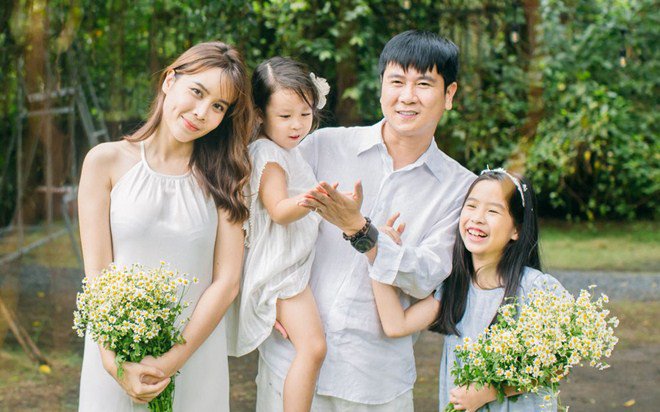 Hồ Hoài Anh - Lưu Hương Giang ly hôn dù mới khoe bộ ảnh gia đình hạnh phúc?