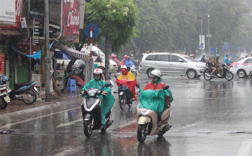 Dự báo thời tiết ngày 24/10: Hà Nội có mưa to và dông, trời lạnh