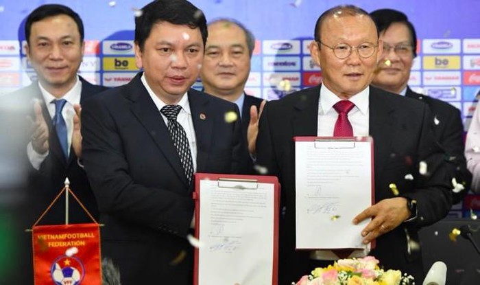VFF chính thức công bố bản hợp đồng với HLV Park Hang-seo