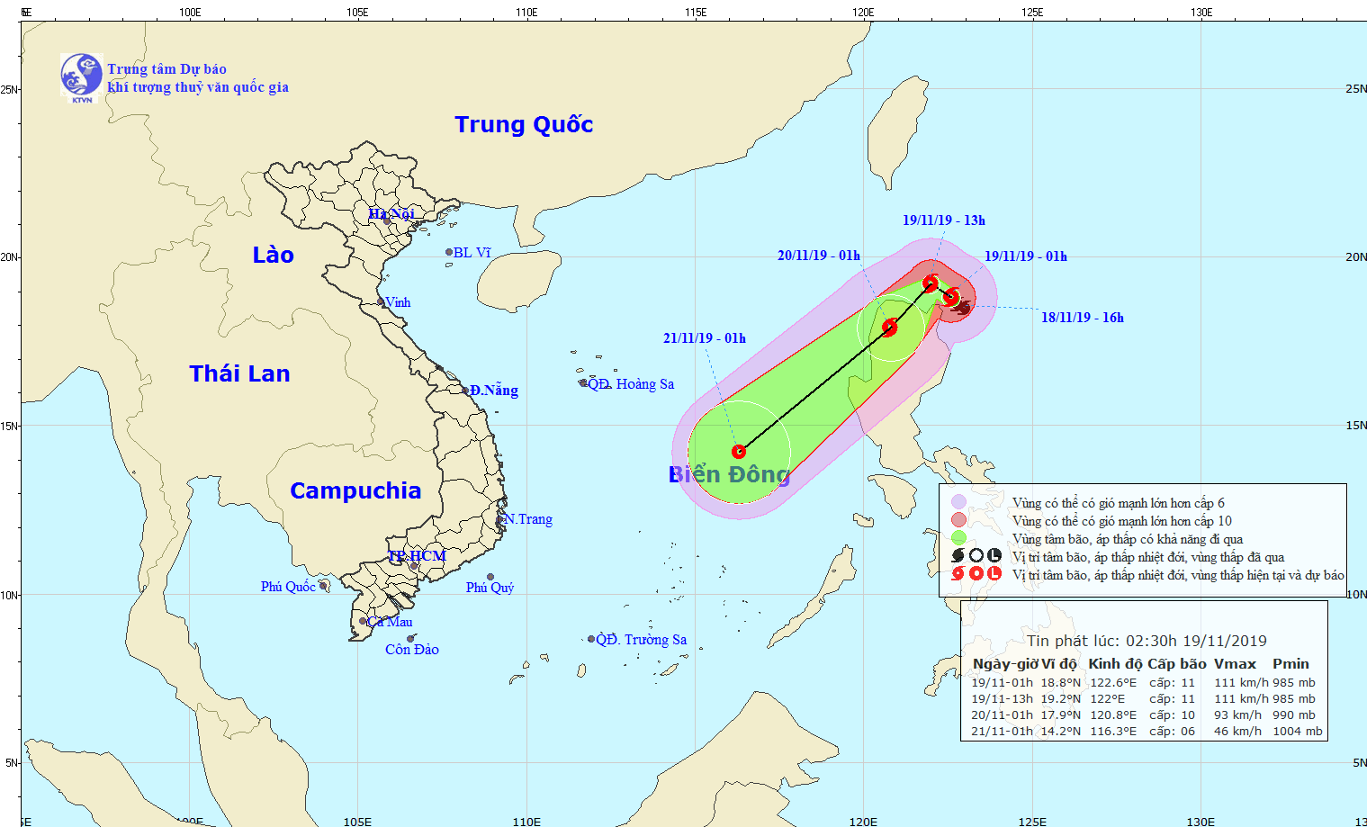 Bão Kalmaegi tiến vào Biển Đông, di chuyển theo hướng Tây Tây Bắc, mỗi giờ đi được 5-10km