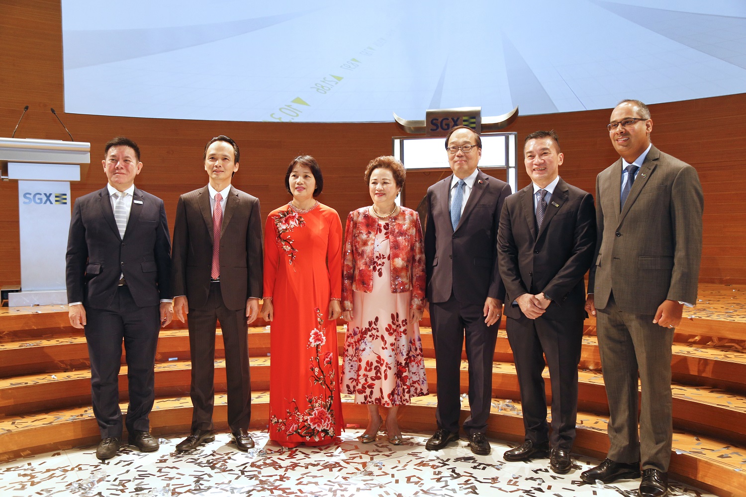 Chủ tịch FLC tham gia đánh cồng mở màn phiên giao dịch 20 năm thành lập Sàn Chứng khoán Singapore