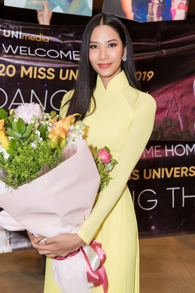 Hoàng Thùy trở về sau thành tích Top 20 tại Miss Universe 2019
