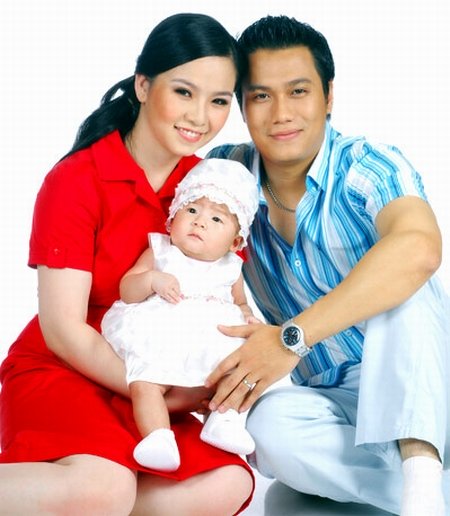 Đăng ảnh con gái đầu lòng, Việt Anh bị vợ cũ tố giả tạo, vô trách nhiệm