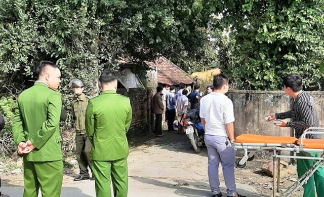 Nguyên nhân vụ mẹ treo cổ tử vong, con gái chết tím tái trước sân nhà ở Nghệ An