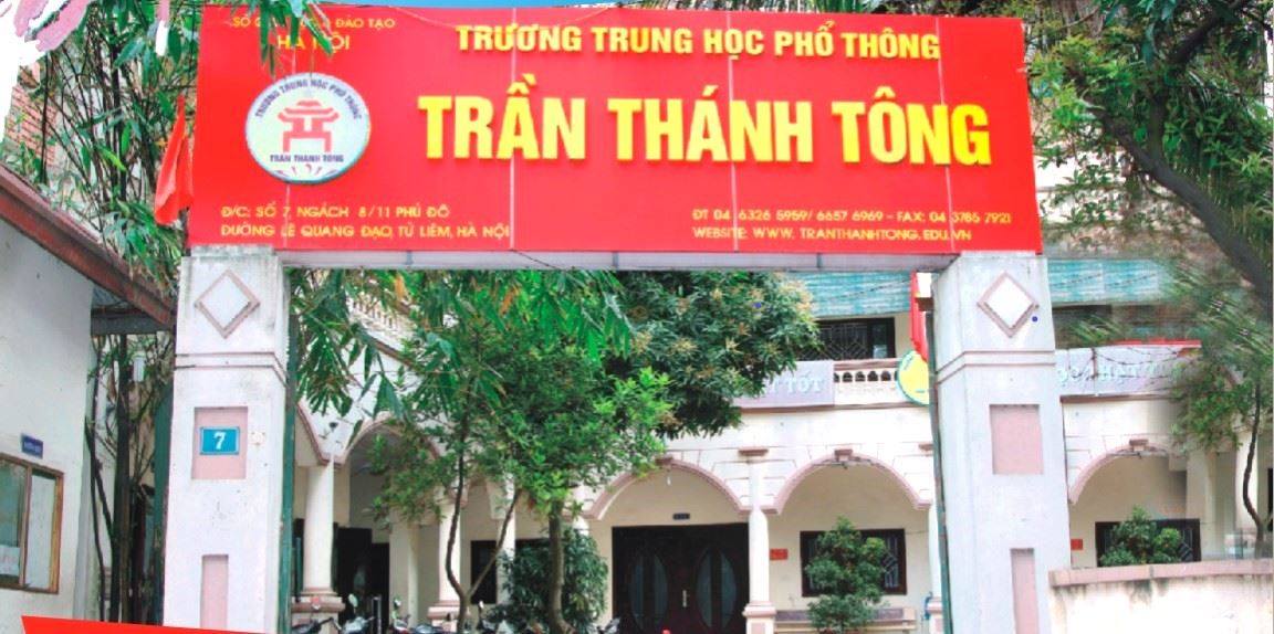 Học sinh trường THPT Trần Thánh Tông vui gói bánh chưng - tưng bừng đón tết