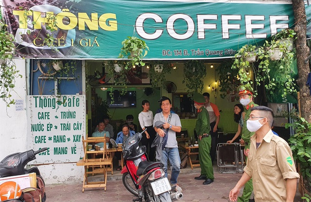 Những cửa hàng nào ở Hà Nội được mở trong lúc cao điểm phòng dịch Covid-19?