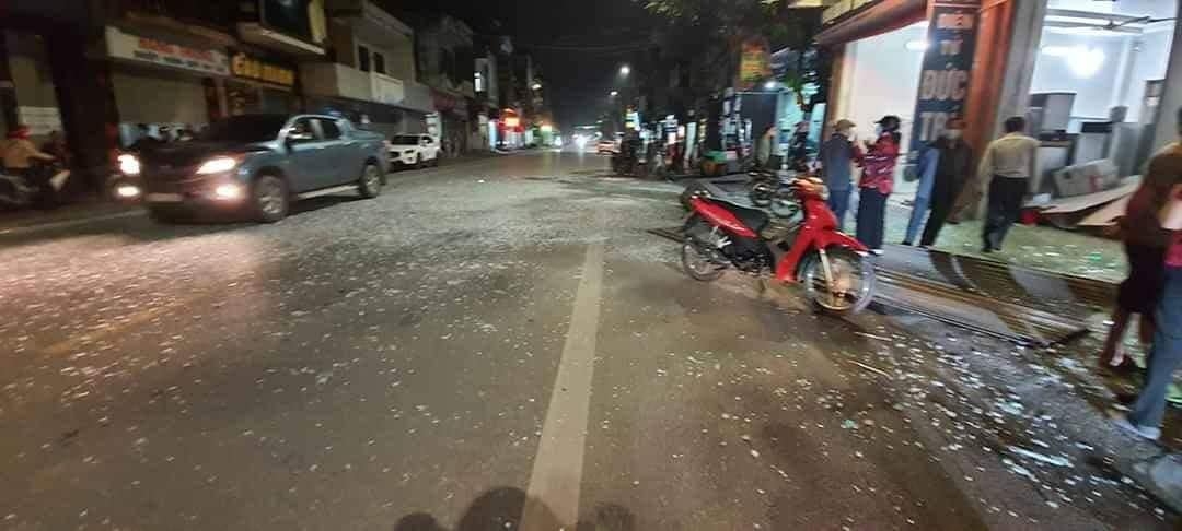 Quảng Ninh: Bình gas bất ngờ phát nổ, 2 người bị thương nặng