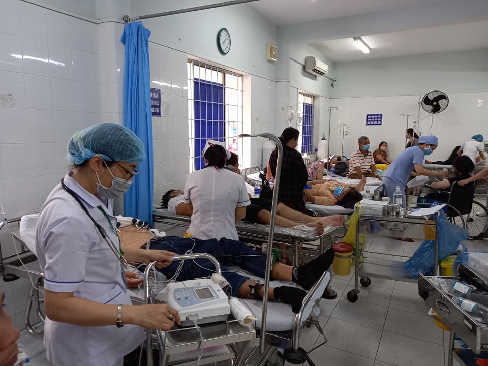 Hàng trăm du khách nhập viện nghi ngộ độc thực phẩm ở Bà Rịa - Vùng Tàu