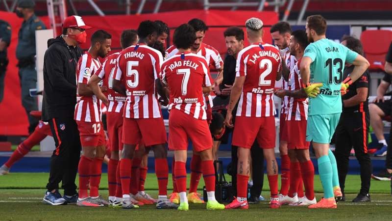 Danh tính 2 cầu thủ Atletico Madrid dương tính với COVID-19