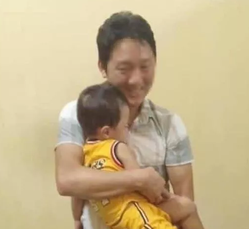 Vụ giải cứu bé 2 tuổi bị bắt cóc ở Bắc Ninh: Người cha kể lại giây phút con trai 'mất tích' không dấu vết