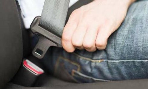 Từ năm 2020, tài xế ô tô không thắt dây an toàn bị phạt bao nhiêu tiền?