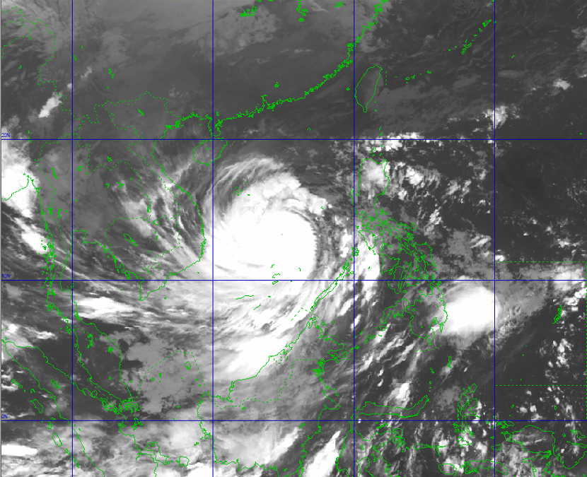 Tin bão số 9 khẩn cấp: Giật cấp 17, di chuyển nhanh hướng vào Đà Nẵng - Phú Yên