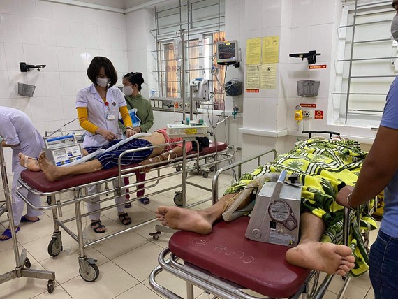 Hà Tĩnh: 4 người nhập viện do dùng than sưởi ấm
