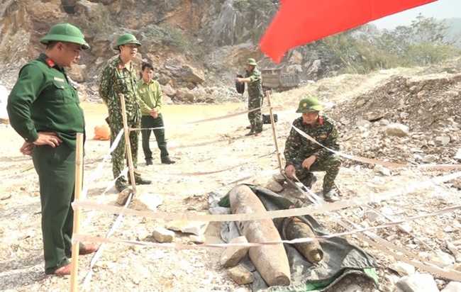 Phát hiện quả bom nặng 250kg khi tôn tạo đình làng ở Thanh Hoá