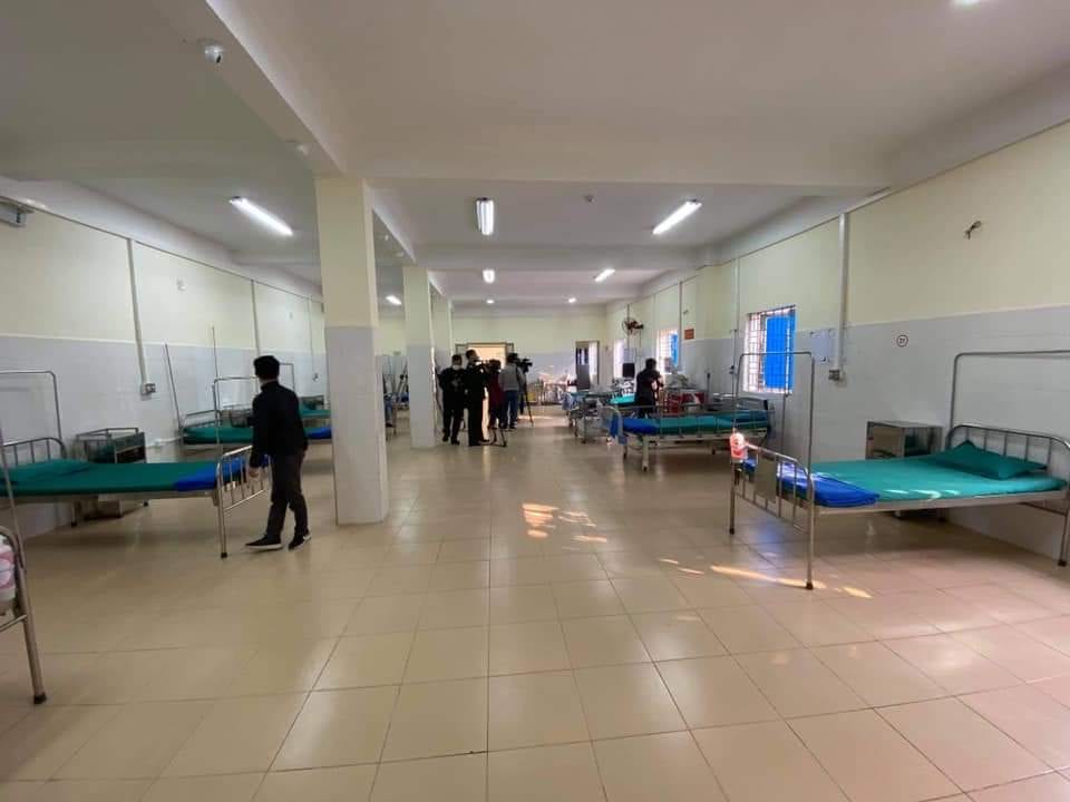 Lập bệnh viện dã chiến thần tốc tại Điện Biên
