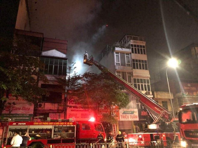 Hà Nội: Cháy cửa hàng đồ sơ sinh, 4 người tử vong