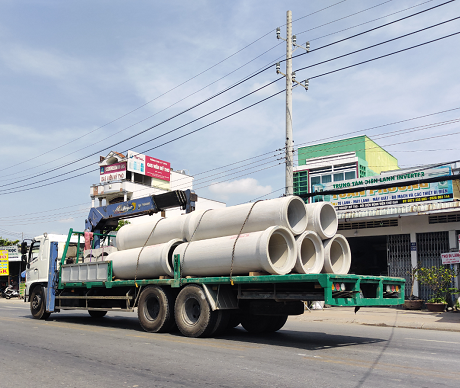 Tiền Giang: Cần làm rõ việc công ty bê tông Ticco xả thải ra sông Mê Kông