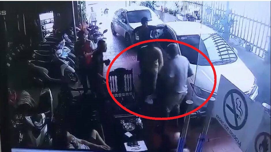 Truy bắt đối tượng đâm con trai chủ tiệm cầm đồ tử vong ở Thanh Hóa
