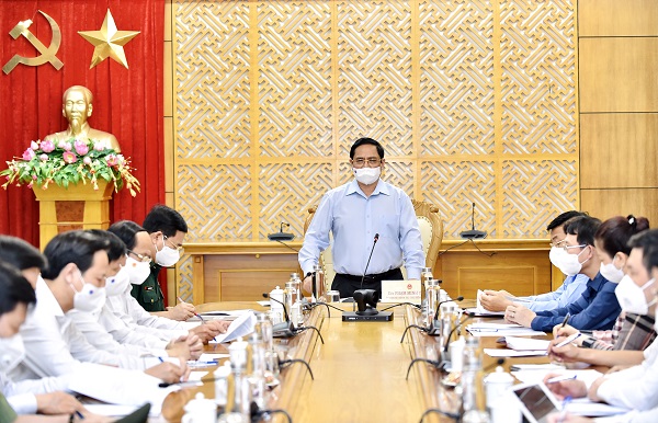 Thủ tướng vào tâm dịch Bắc Giang, kiểm tra, động viên lực lượng tuyến đầu