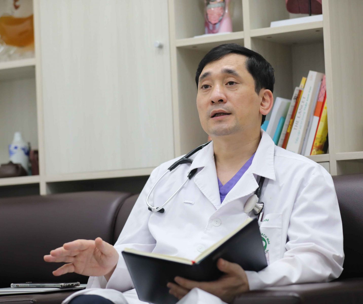 Bạch Mai hỗ trợ toàn diện công tác điều trị bệnh nhân Covid-19 tại Bắc Giang