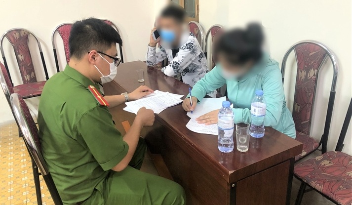 Hà Nội: Xử phạt 45 người trong ngày đầu giãn cách xã hội