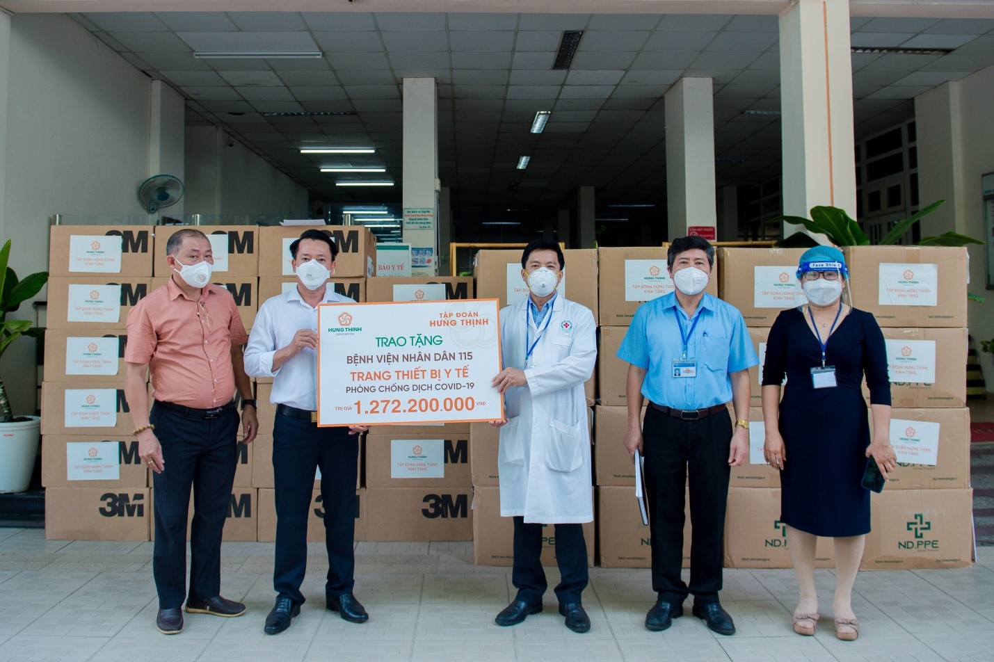 Tập đoàn Hưng Thịnh hỗ trợ trang thiết bị y tế với kinh phí gần 2 tỷ đồng cho bệnh viện nhân dân 115 và Gia Định