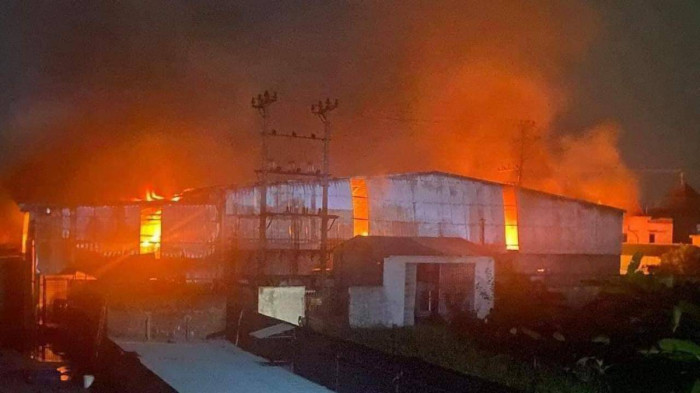 Hải Phòng: Cháy lớn tại xưởng giấy rộng hơn 1.000m2