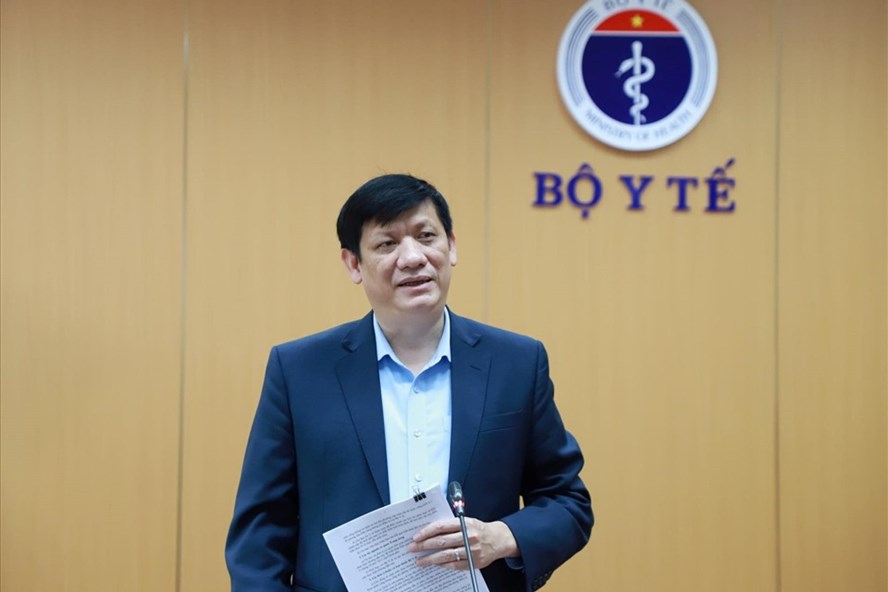 Bộ trưởng Bộ Y tế Nguyễn Thanh Long chủ trì cuộc họp. 