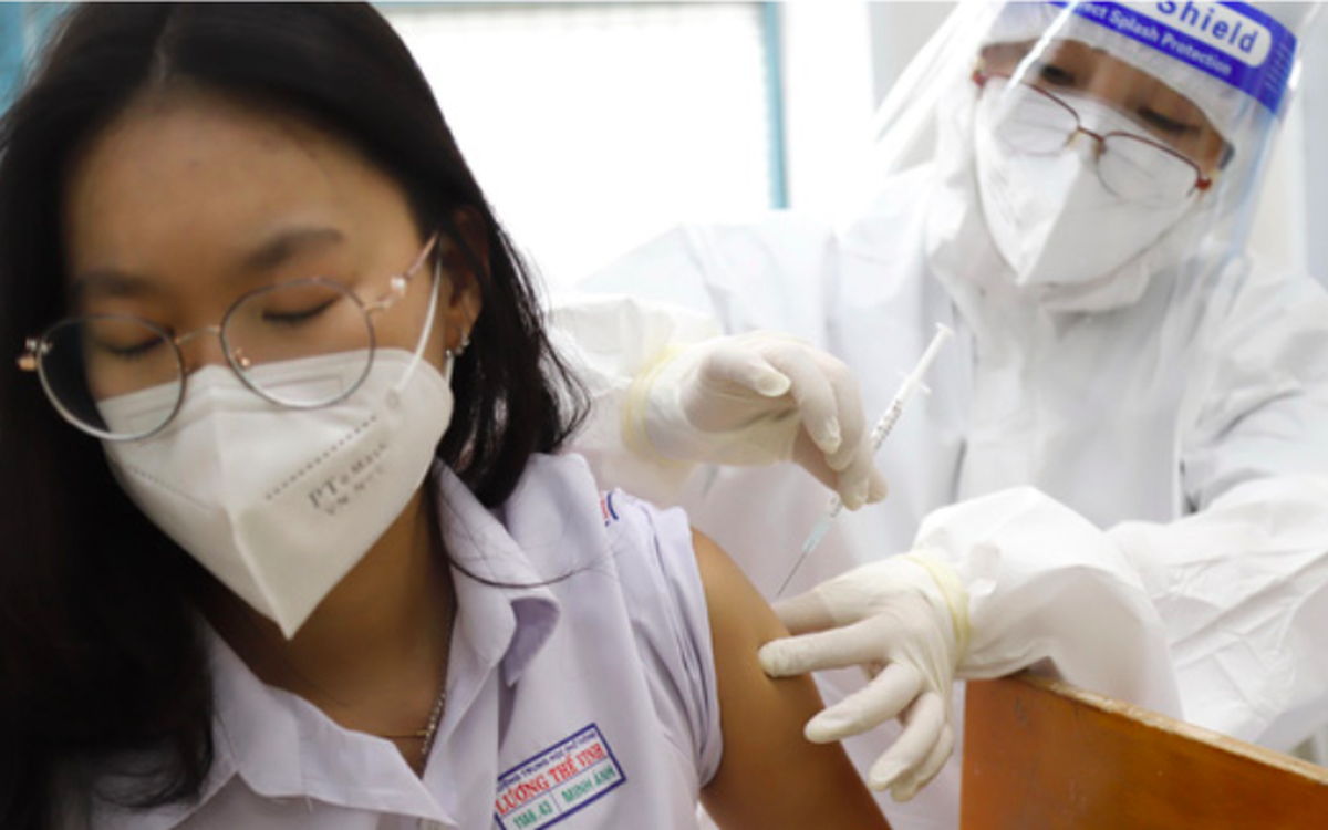 Giám đốc Sở GD&ĐT Hà Nội đính chính phát ngôn về 2 lô vaccine COVID-19 cho trẻ em